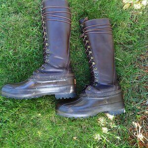 Phenomenal condition Vintage L.L. Bean Hunting Leather High Boots w/kilties